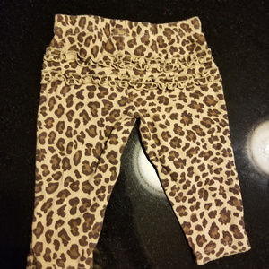 6 months: Cheetah Print Baby girl leggings